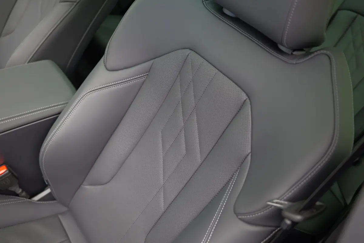 30e xDrive |Pano|M-pakket|Memory|Leder|