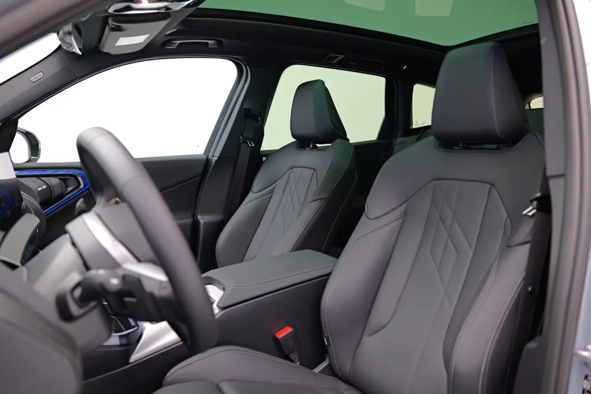 30e xDrive |Pano|M-pakket|Memory|Leder|