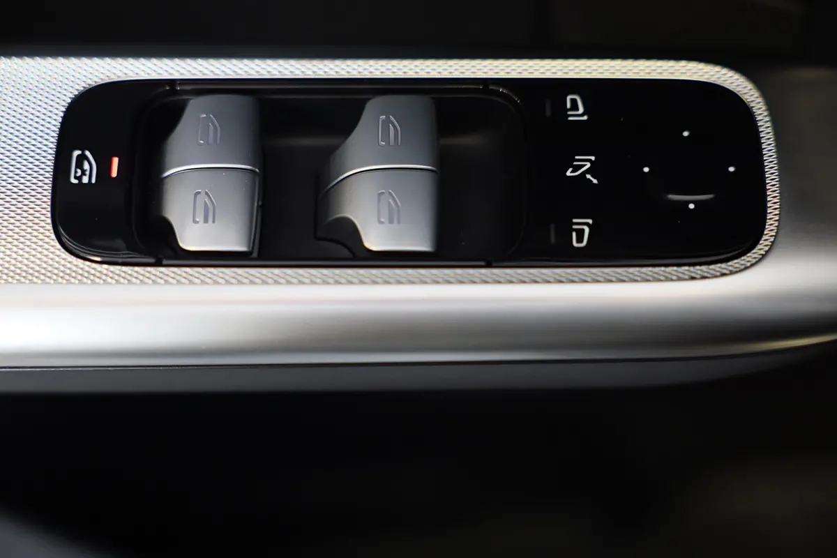 4MATIC AMG 63 Look / Memory / Digital Cockpit / Open Pano / 360 Camera / Acc / Trekhaak / Led / 21 I