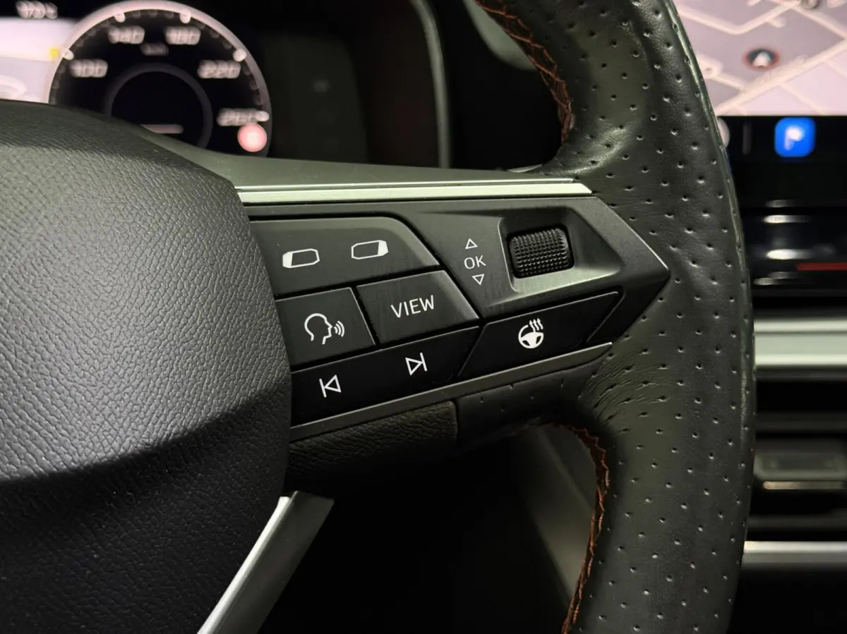 1.5 eTSI FR | Pano | Sfeer | CarPlay | ACC | PDC