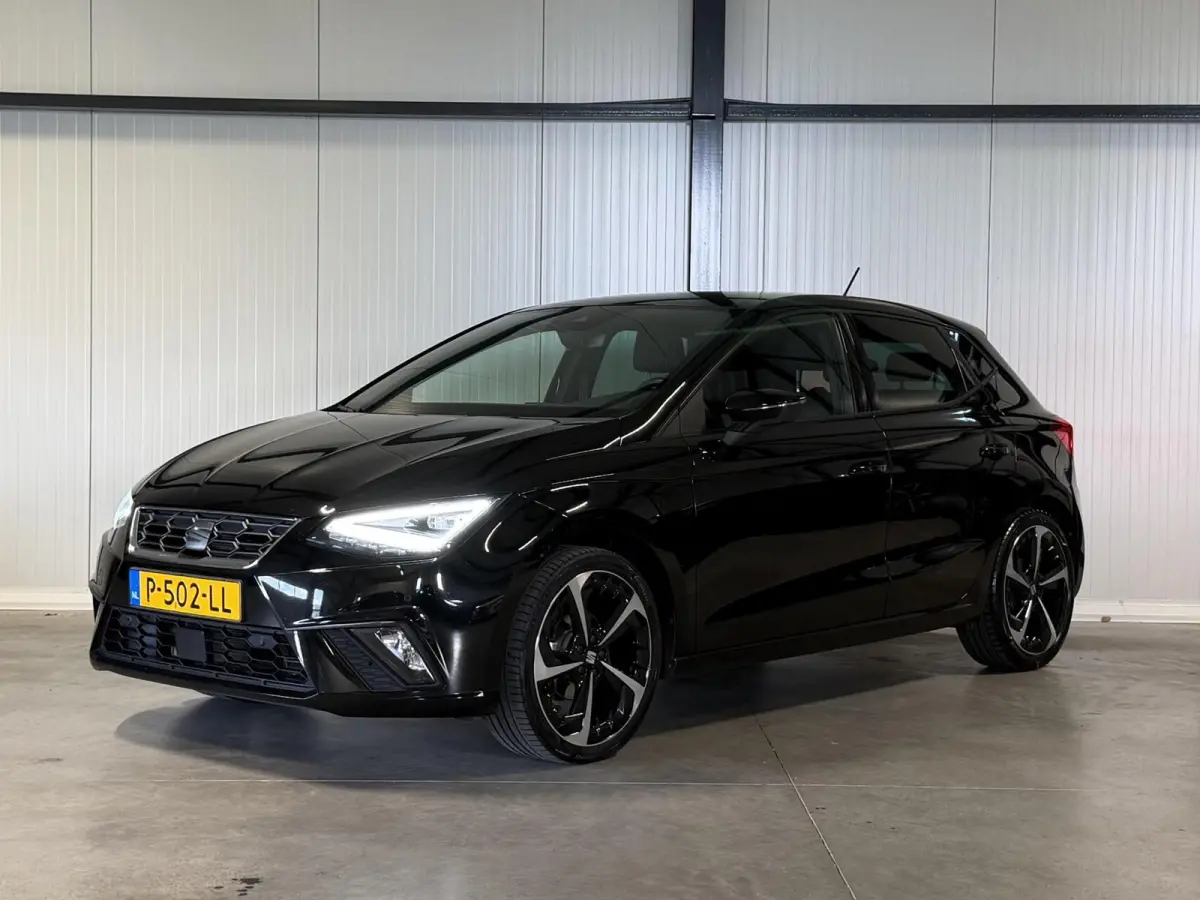 1.0 TSI FR Intense Virtual Camera Facelift Sfeer