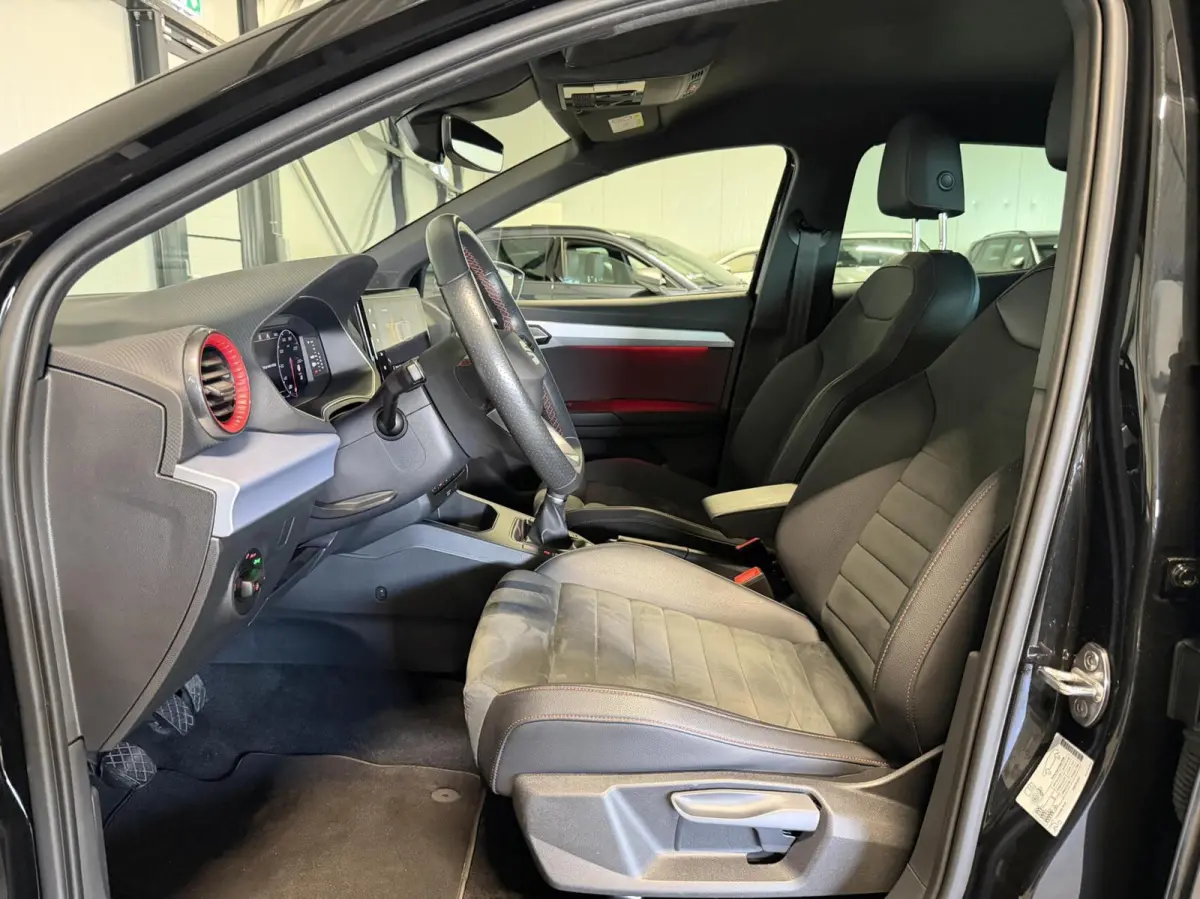 1.0 TSI FR Intense Virtual Camera Facelift Sfeer