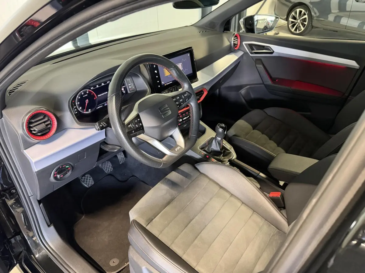 1.0 TSI FR Business Intense Virtual Camera Sfeer