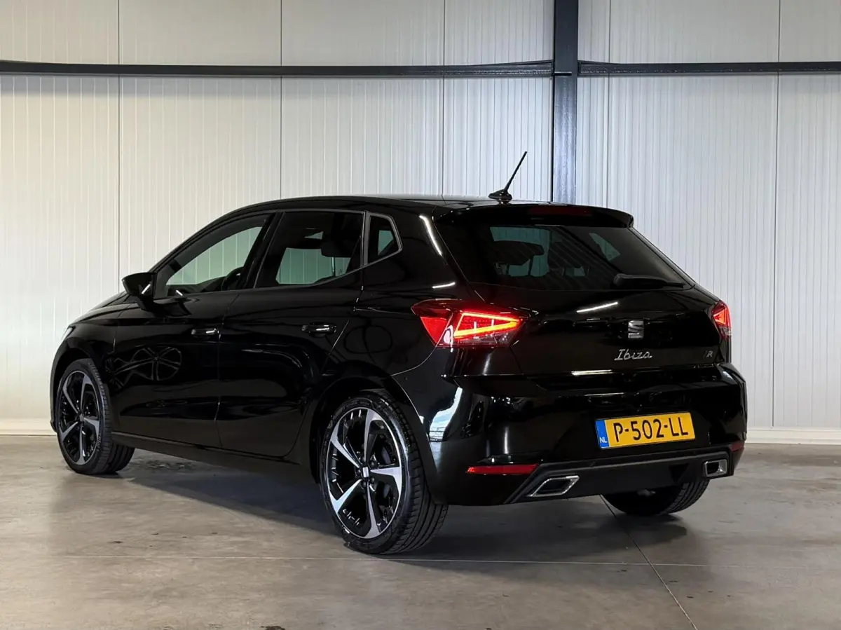 1.0 TSI FR Intense Virtual Camera Facelift Sfeer