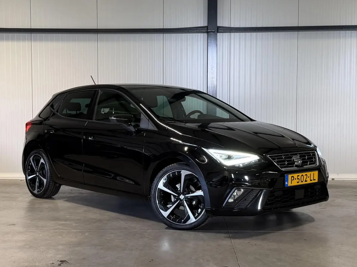 1.0 TSI FR Intense Virtual Camera Facelift Sfeer