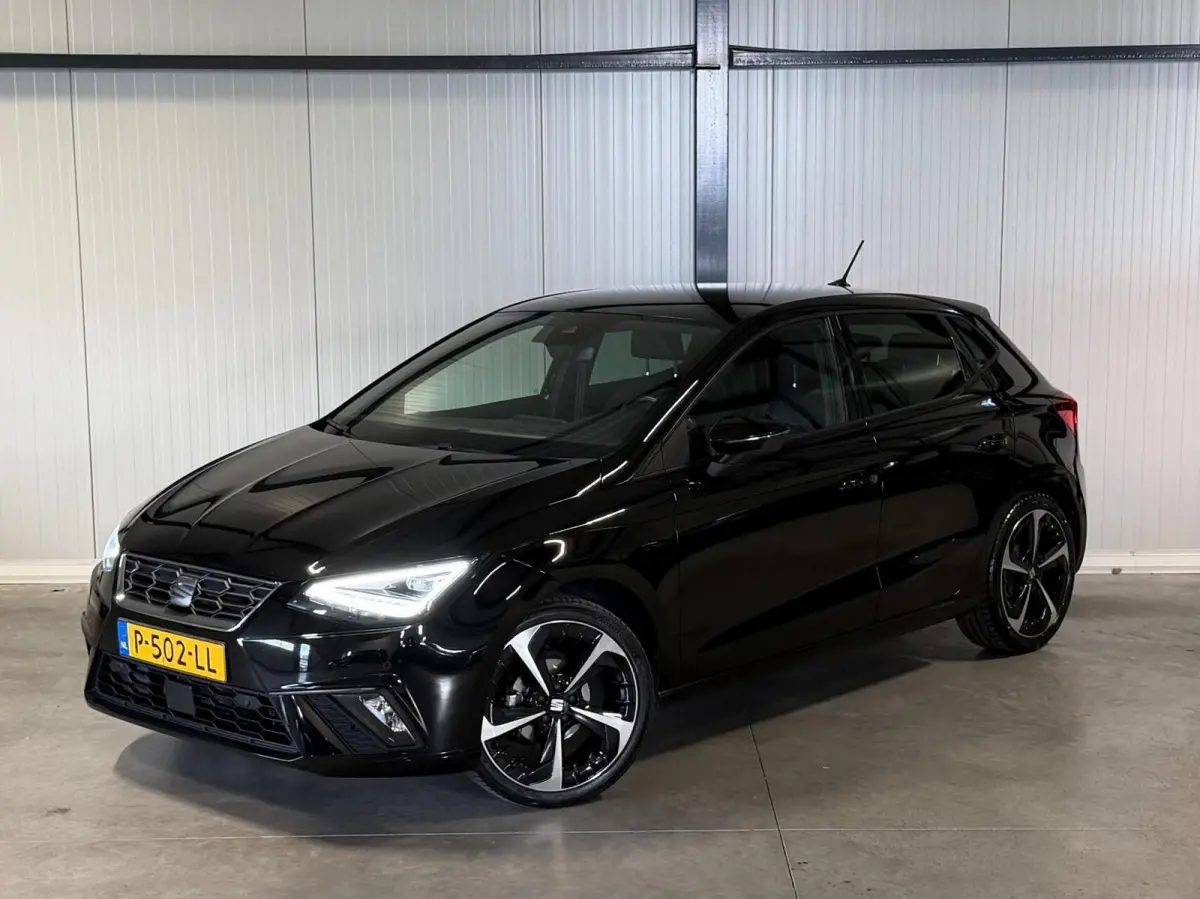 1.0 TSI FR Business Intense Virtual Camera Sfeer