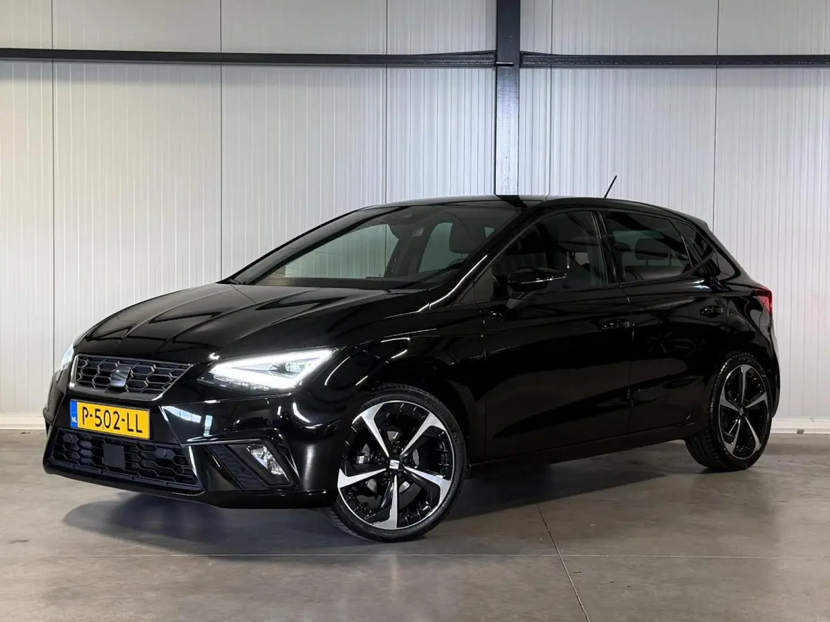 1.0 TSI FR Business Intense Virtual Camera Sfeer