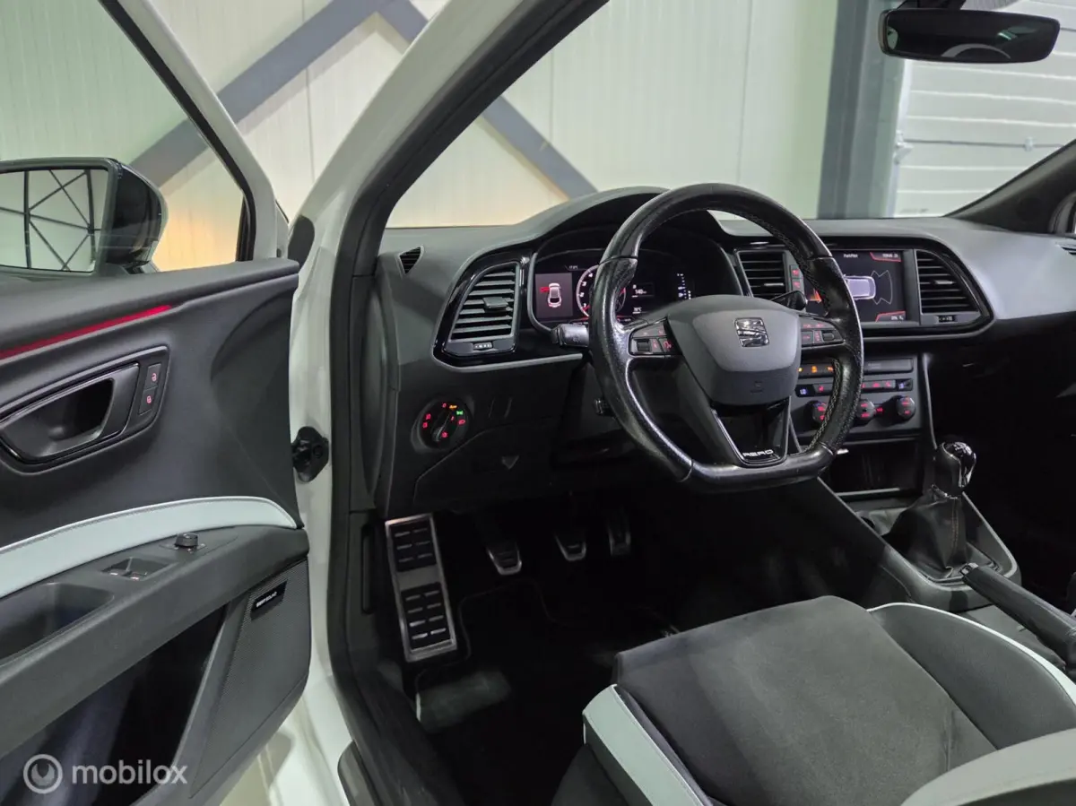 1.4 FR Aero|Pano|Virtual|Schaalstoelen Cupra|Led|Camera|Carplay|Kleppen uitlaatsyteem|