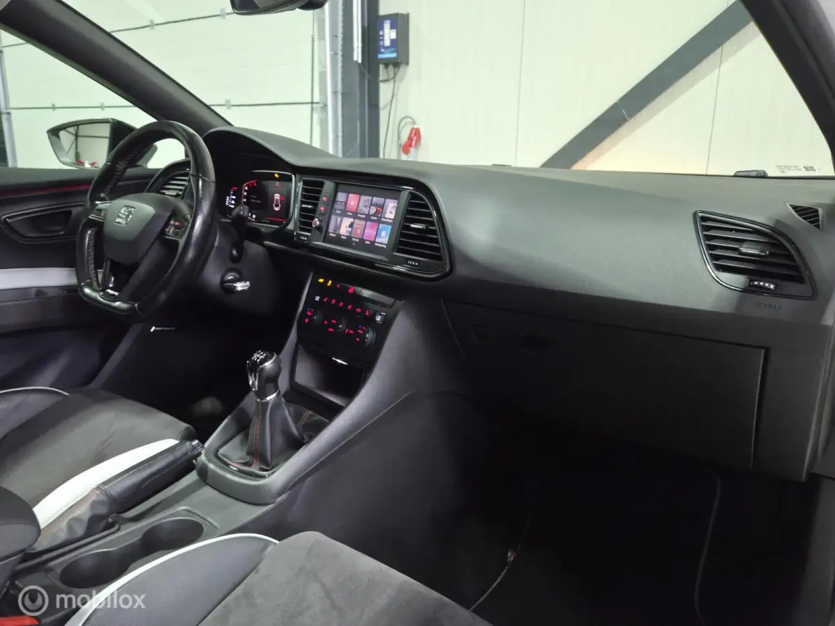 1.4 FR Aero|Pano|Virtual|Schaalstoelen Cupra|Led|Camera|Carplay|Kleppen uitlaatsyteem|