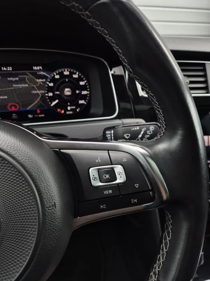 1.5 TSI Highline R-Line/Pano/ACC/Trekhaak/Led/Dynaudio/Virtual/Blind-Spot/Dab/Camara/AppleCarplay/AutoHold/Keyless/Leder/Led/