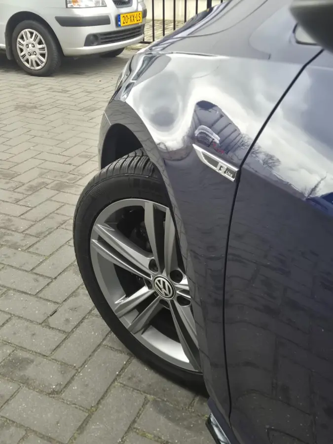 1.5 TSI Highline R-Line/Pano/ACC/Trekhaak/Led/Dynaudio/Virtual/Blind-Spot/Dab/Camara/AppleCarplay/AutoHold/Keyless/Leder/Led/