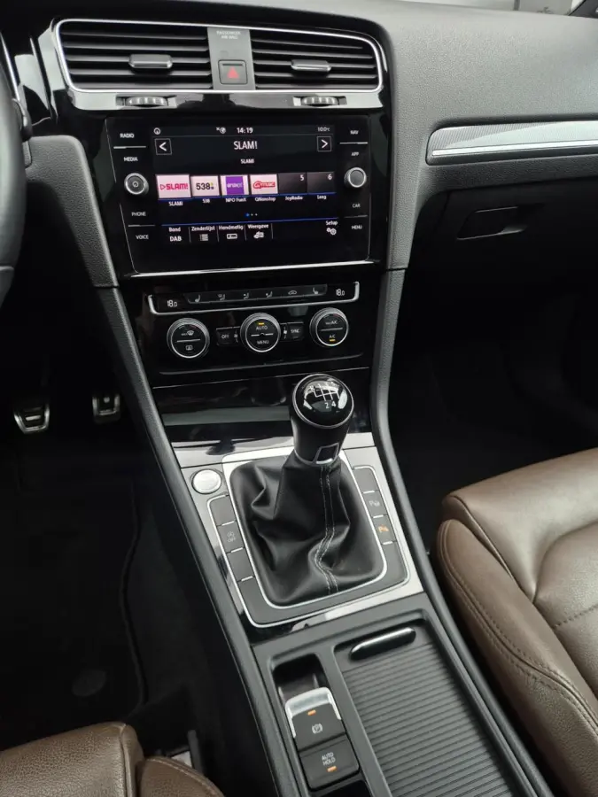 1.5 TSI Highline R-Line/Pano/ACC/Trekhaak/Led/Dynaudio/Virtual/Blind-Spot/Dab/Camara/AppleCarplay/AutoHold/Keyless/Leder/Led/