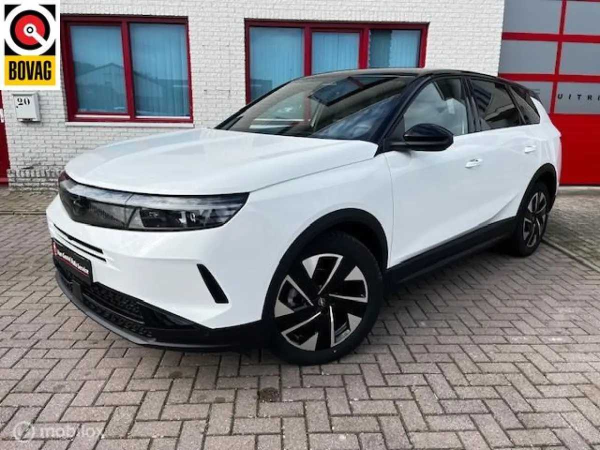 1.2 Turbo Hybrid GS-LINE AUTOMAAT/360CAM/