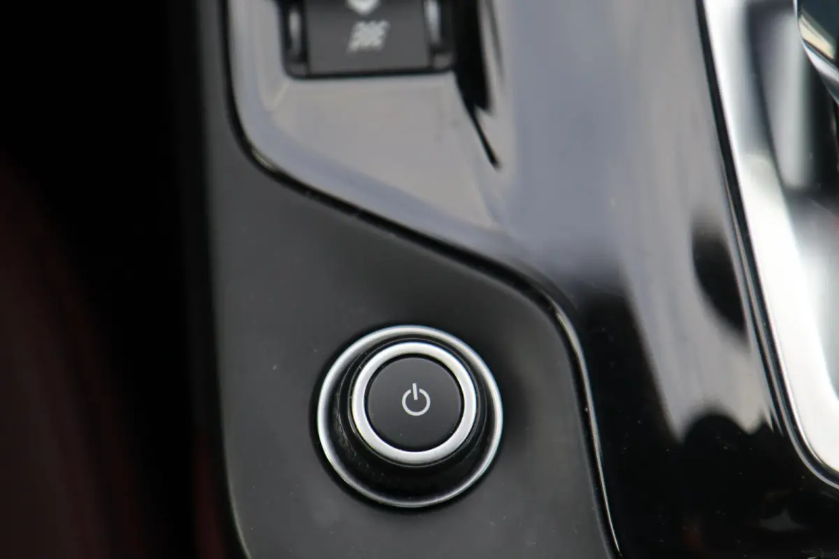 P300e 309PK R-Dynamic AWD | Pano | Leder | Meridian | Digidash | ACC