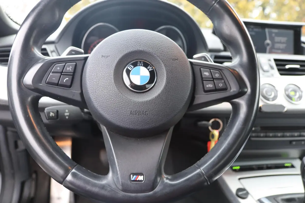 Automaat M-Sport || 24DKM 📉 | 1e eigenaar 👤 | Leder 🛋️ | Navi 🧭 | M-Sport ✨