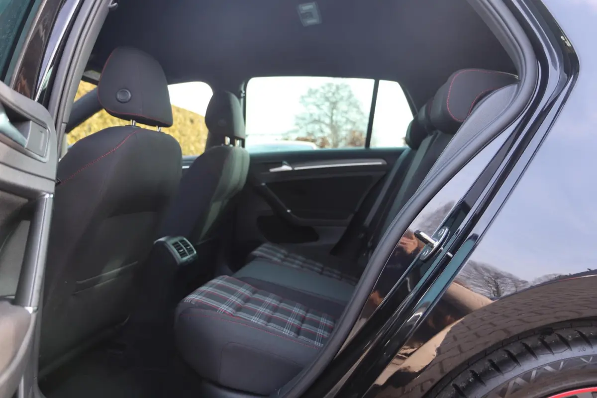 GTI Performance 245PK DSG Virtual | Carplay