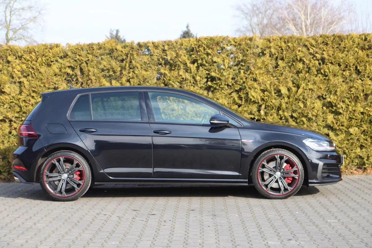 GTI Performance 245PK DSG Virtual | Carplay