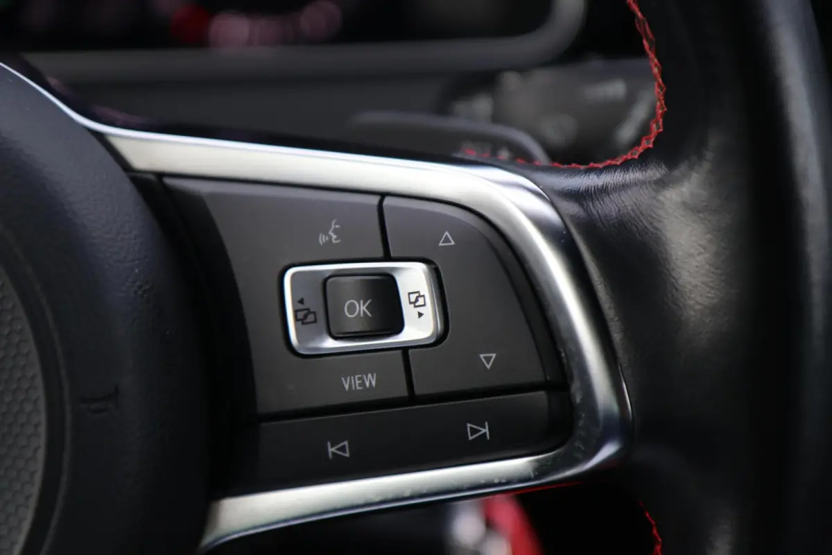 GTI Performance 245PK DSG Virtual | Carplay