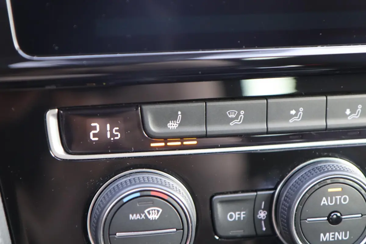 GTI Performance 245PK DSG Virtual | Carplay