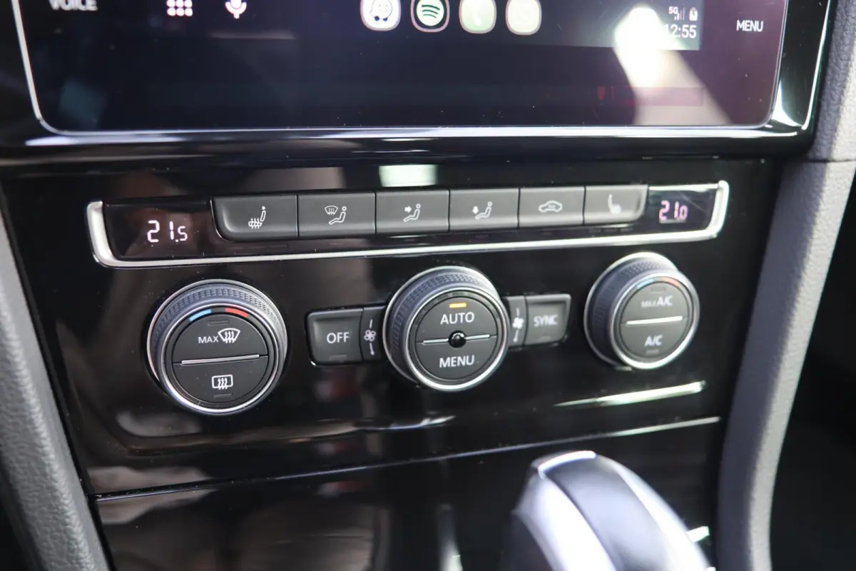 GTI Performance 245PK DSG Virtual | Carplay