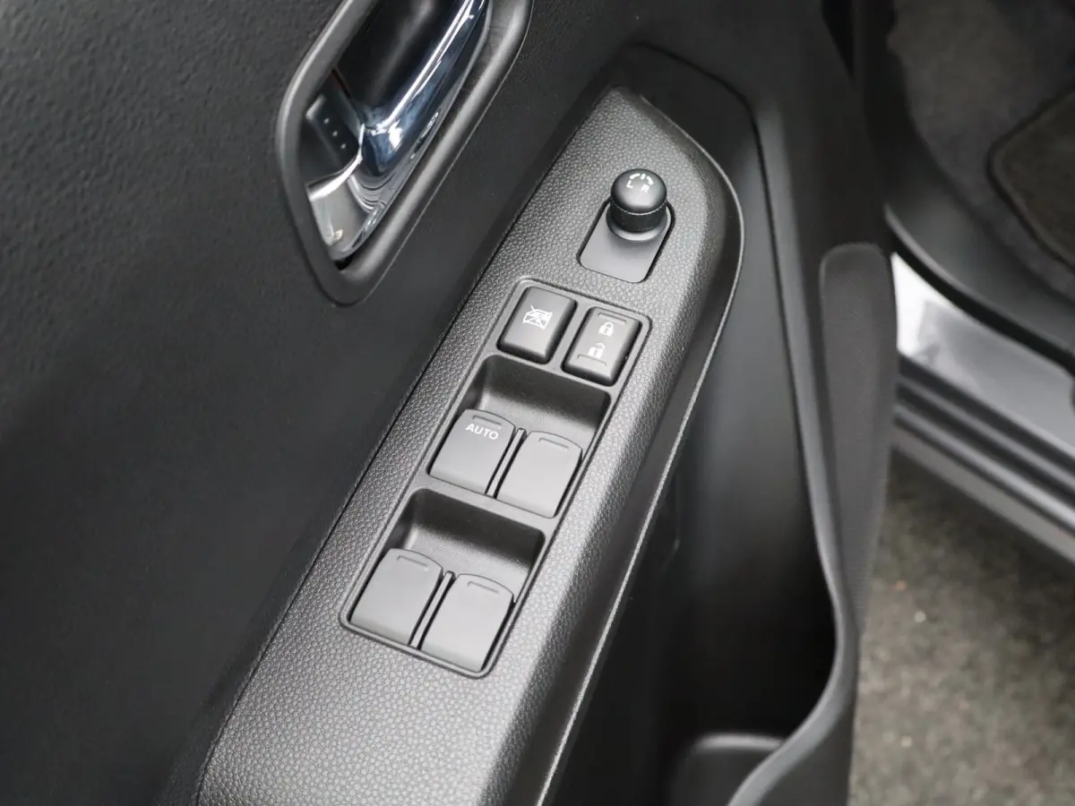 1.2 Smart Hybrid Style | Climate Control | Achteruitrijcamera | Navigatiesysteem