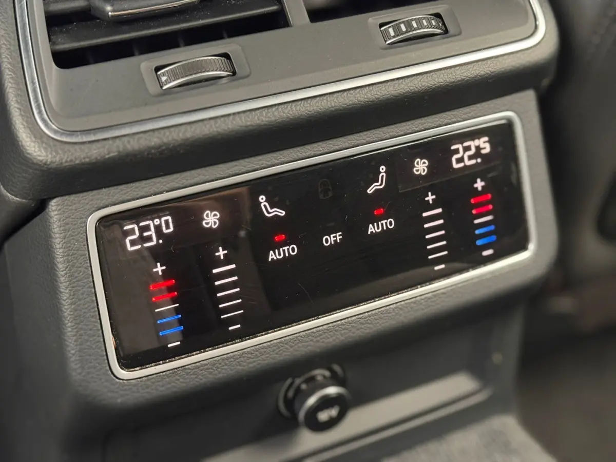 55 TFSI e quattro Competition S-LINE l ADAPT.CRUIS l KEYLESS l CAMERA l CARPLAY l DEALER OH l KERAMISCHE COATING