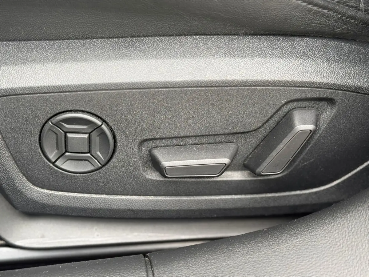 55 TFSI e quattro Competition S-LINE l ADAPT.CRUIS l KEYLESS l CAMERA l CARPLAY l DEALER OH l KERAMISCHE COATING