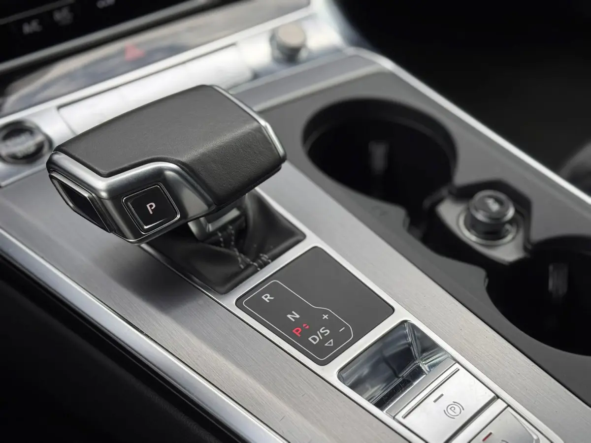 55 TFSI e quattro Competition S-LINE l ADAPT.CRUIS l KEYLESS l CAMERA l CARPLAY l DEALER OH l KERAMISCHE COATING