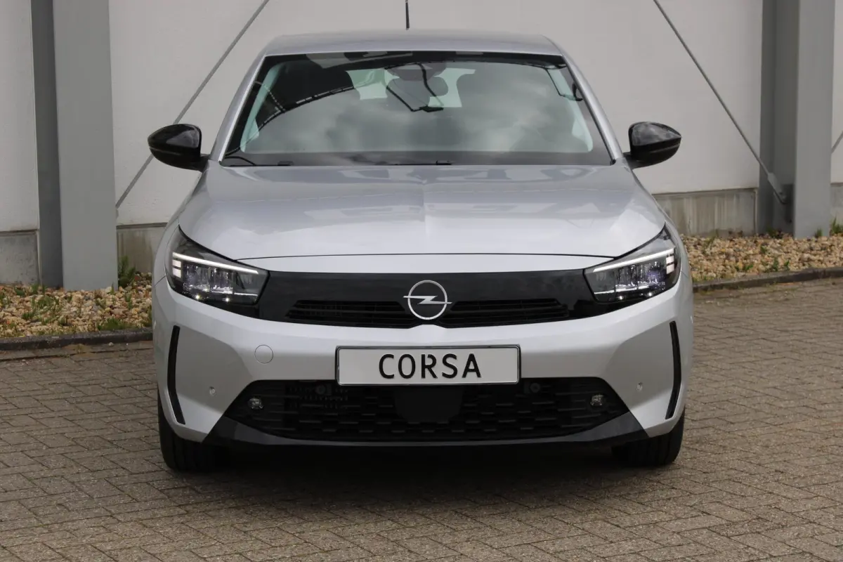 Edition Hybrid 110pk Automaat / Navigatie via Carplay / Camera / Parkeersensoren / Dodehoek / Airco / LED| Voorraadvoordeel !
