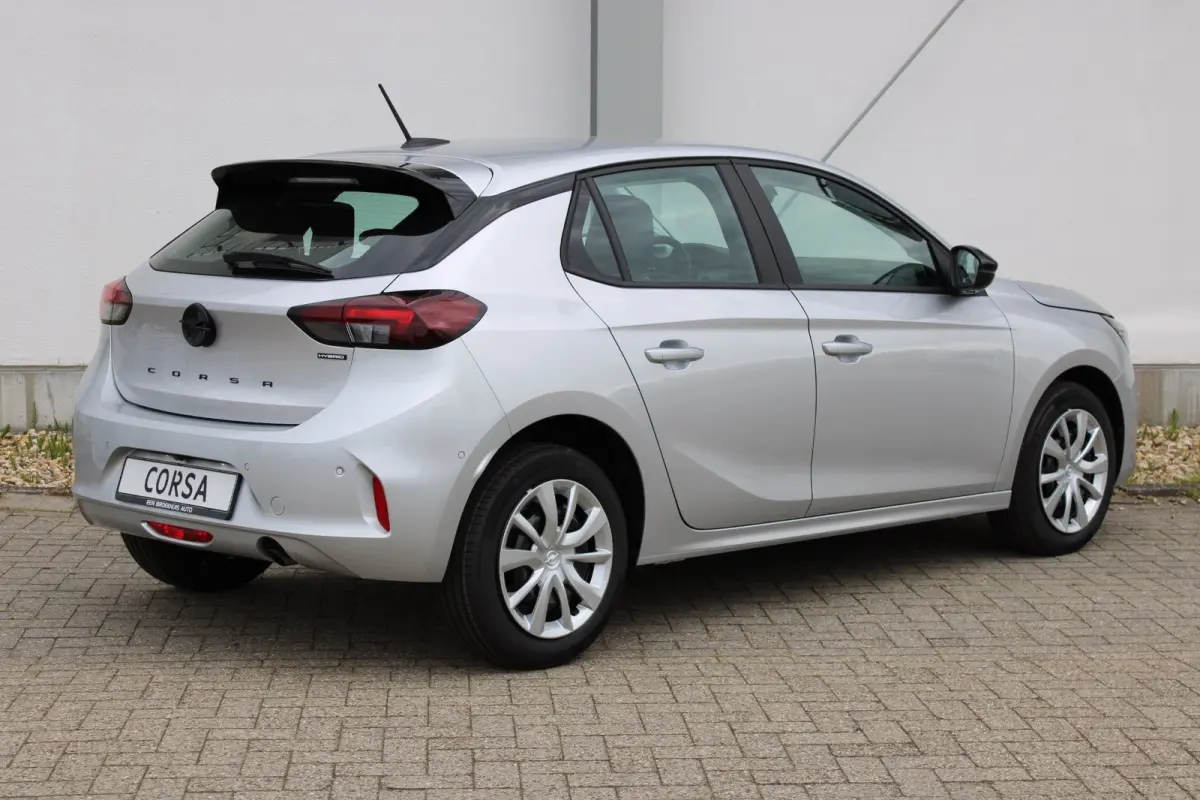 Edition Hybrid 110pk Automaat / Navigatie via Carplay / Camera / Parkeersensoren / Dodehoek / Airco / LED| Voorraadvoordeel !