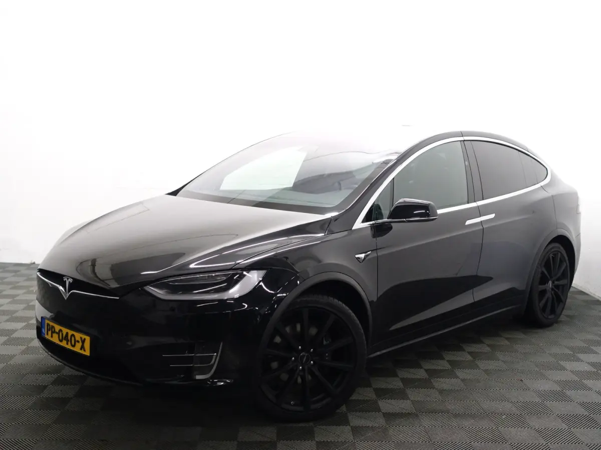 90D Base SOH 91%, Luchtvering, Full Memory, 21inch Vossen, Autopilot