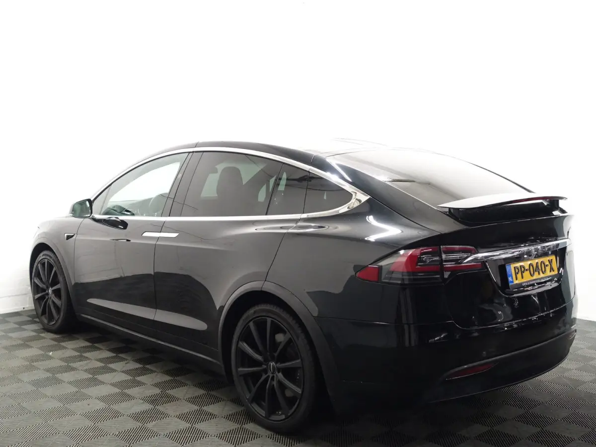 90D Base SOH 91%, Luchtvering, Full Memory, 21inch Vossen, Autopilot