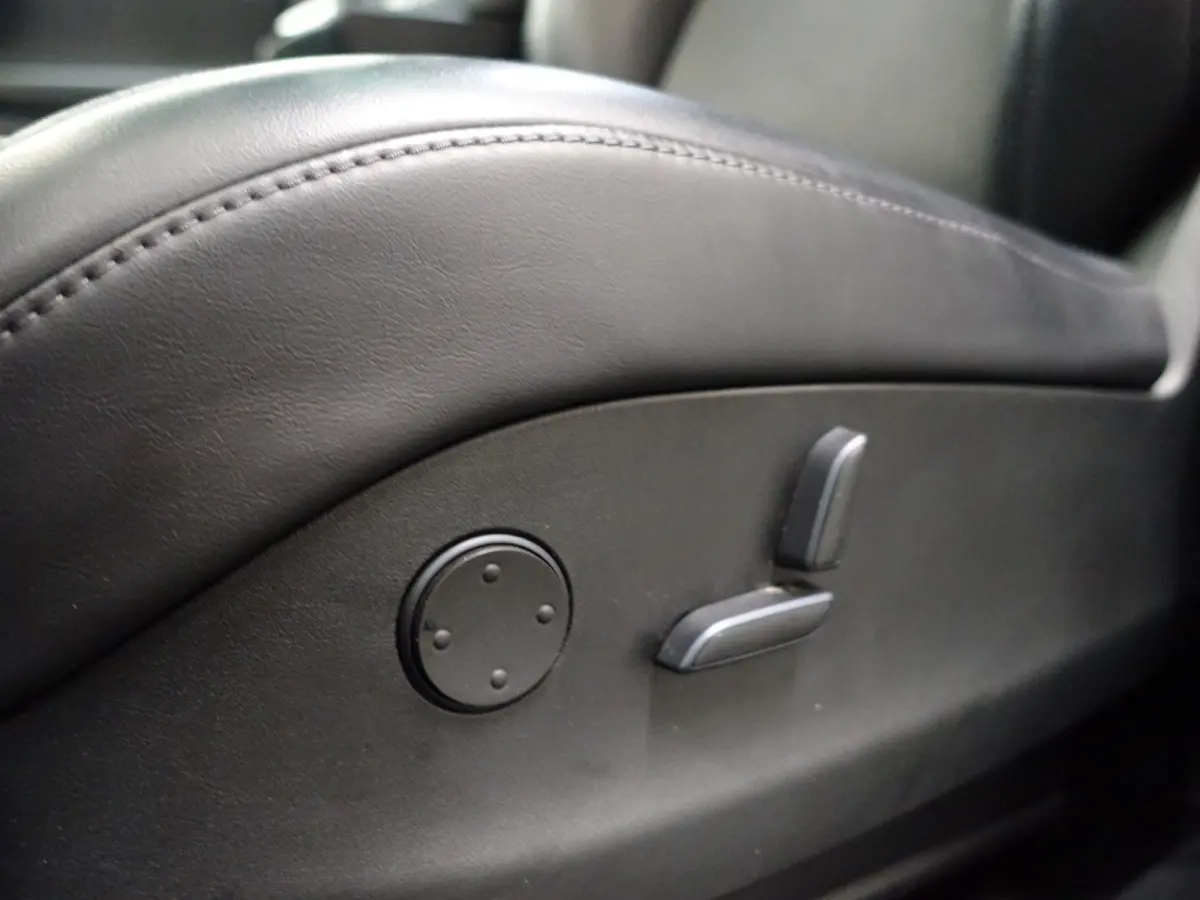 90D Base SOH 91%, Luchtvering, Full Memory, 21inch Vossen, Autopilot