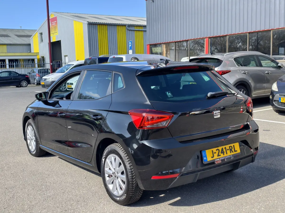 1.0 TSI Style Limited Edition // NAVI / CAMERA / CAREPLAY / CRUISE / LED / NAP