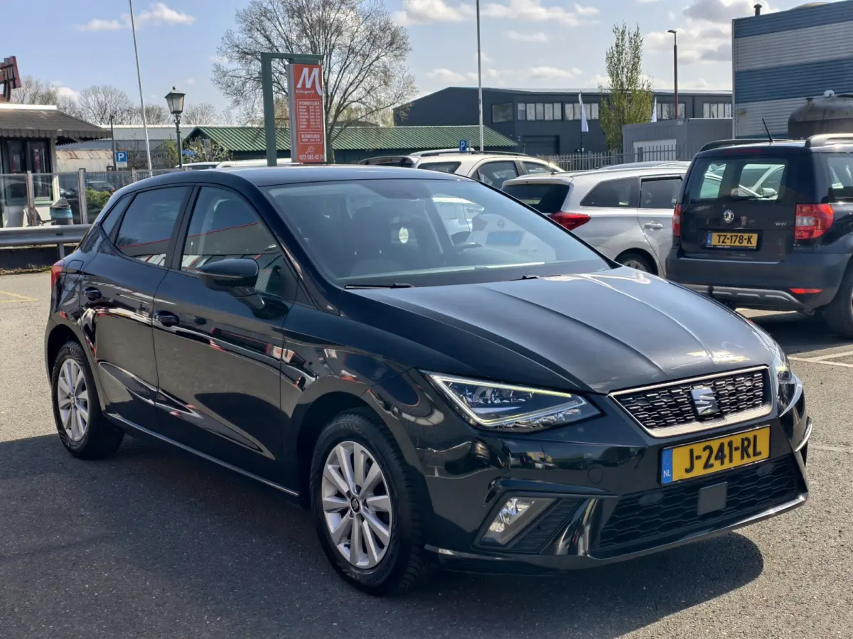 1.0 TSI Style Limited Edition // NAVI / CAMERA / CAREPLAY / CRUISE / LED / NAP