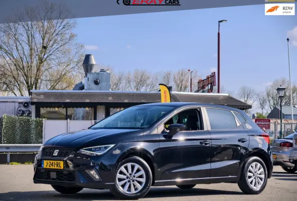 1.0 TSI Style Limited Edition // NAVI / CAMERA / CAREPLAY / CRUISE / LED / NAP