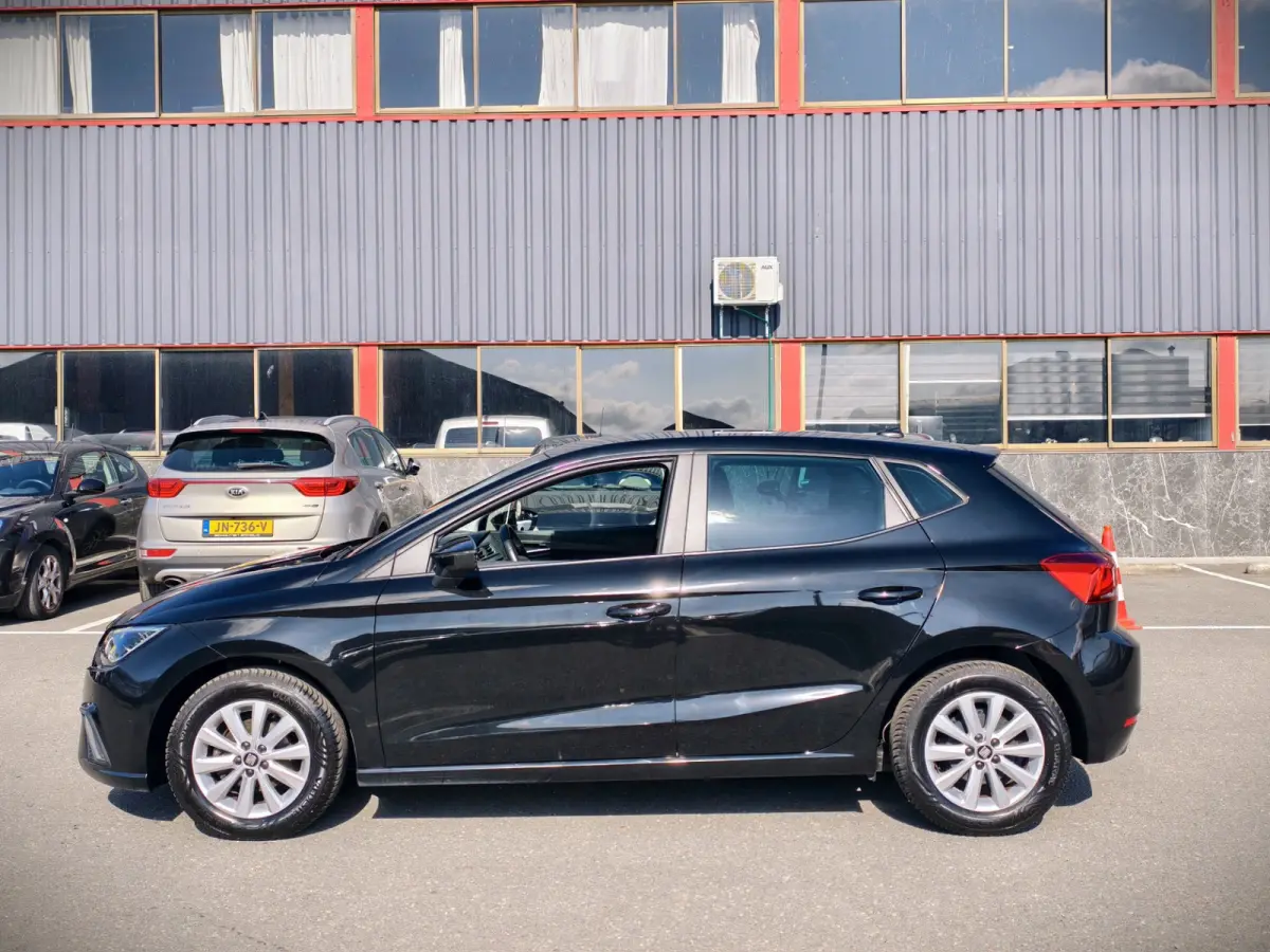 1.0 TSI Style Limited Edition // NAVI / CAMERA / CAREPLAY / CRUISE / LED / NAP
