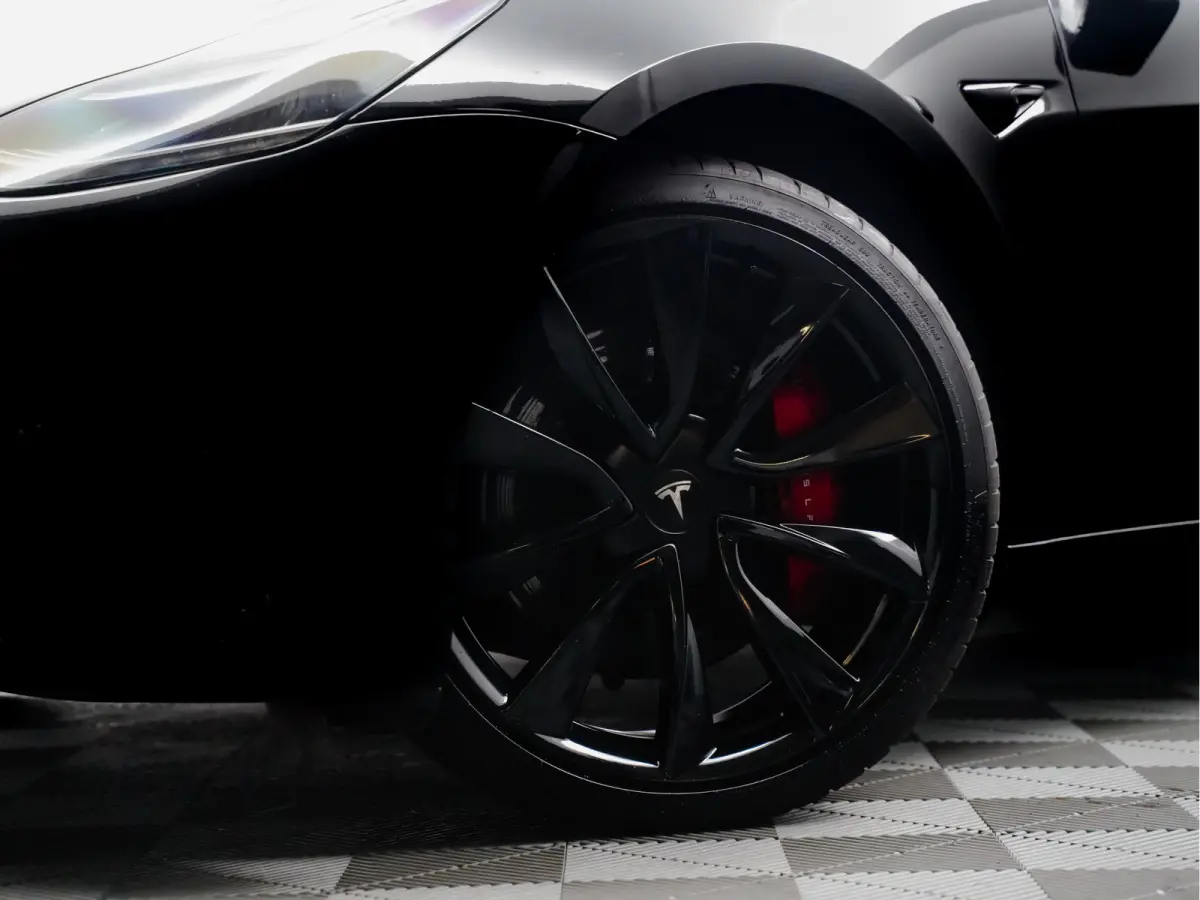 Performance S Dual Motor Blackline Aut- Panoramadak, Autopilot, Comfort Leder, Carbon Parts