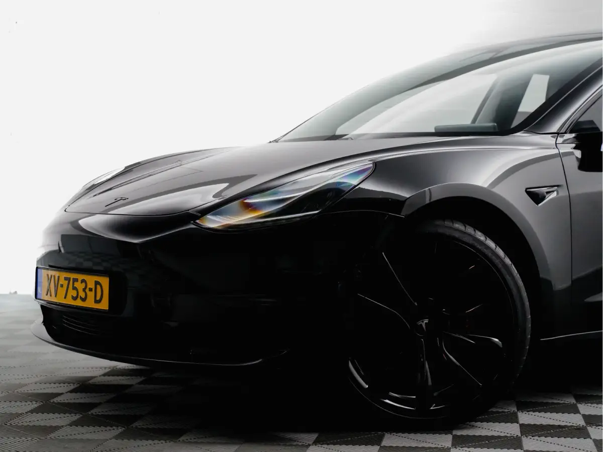 Performance S Dual Motor Blackline Aut- Panoramadak, Autopilot, Comfort Leder, Carbon Parts