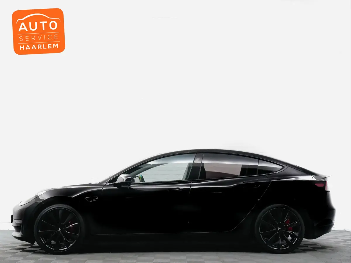 Performance S Dual Motor Blackline Aut- Panoramadak, Autopilot, Comfort Leder, Carbon Parts