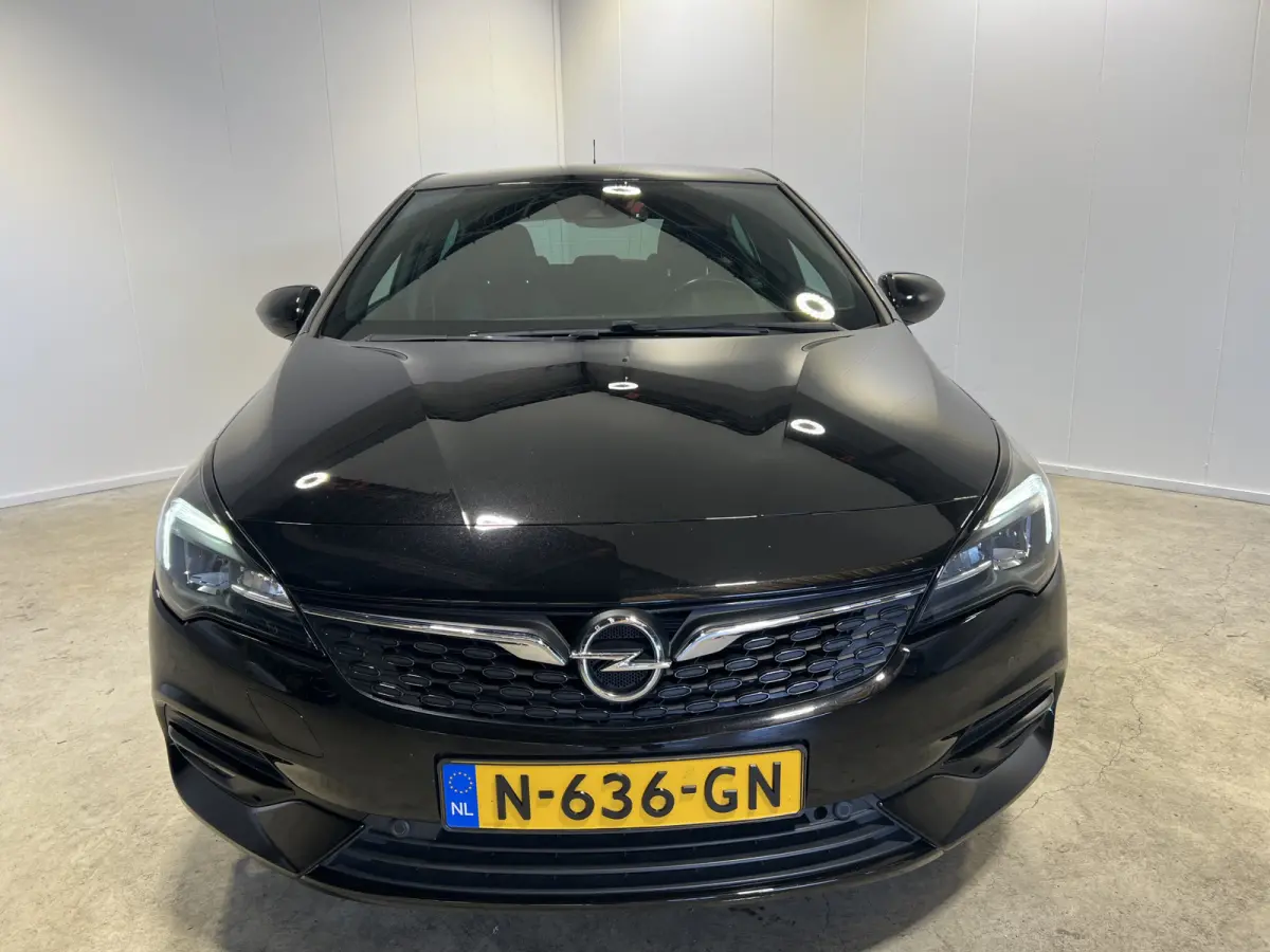 1.2 Edition 2020 | Navigatie/Carplay | AGR comfortstoel bestuurder | Achteruitrijcamera | PDC V+A incl. Park Pilot | Botsing alarm | LMV 16''
