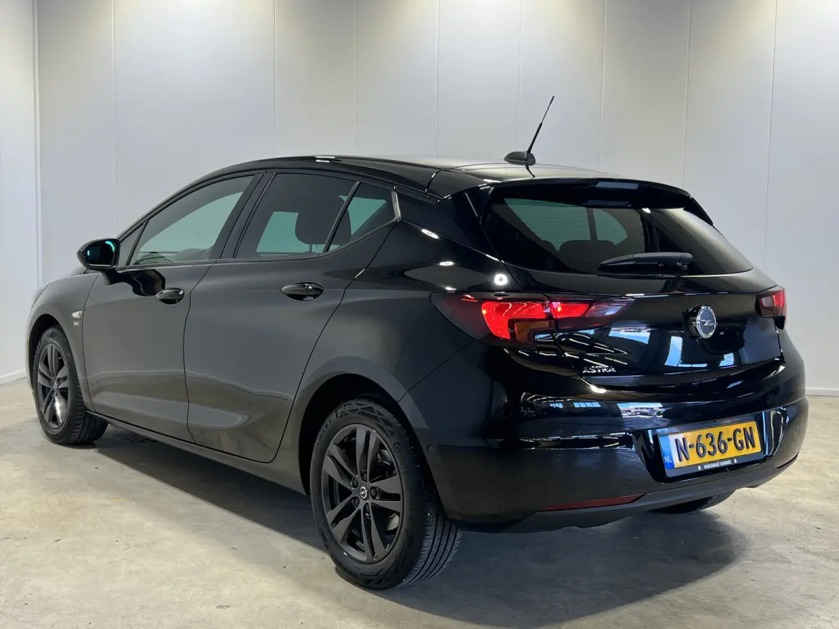 1.2 Edition 2020 | Navigatie/Carplay | AGR comfortstoel bestuurder | Achteruitrijcamera | PDC V+A incl. Park Pilot | Botsing alarm | LMV 16''