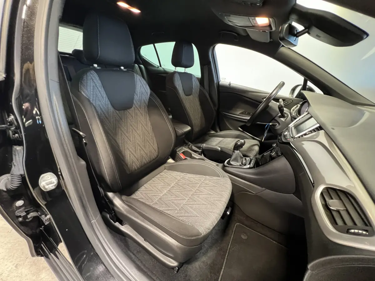 1.2 Edition 2020 | Navigatie/Carplay | AGR comfortstoel bestuurder | Achteruitrijcamera | PDC V+A incl. Park Pilot | Botsing alarm | LMV 16''