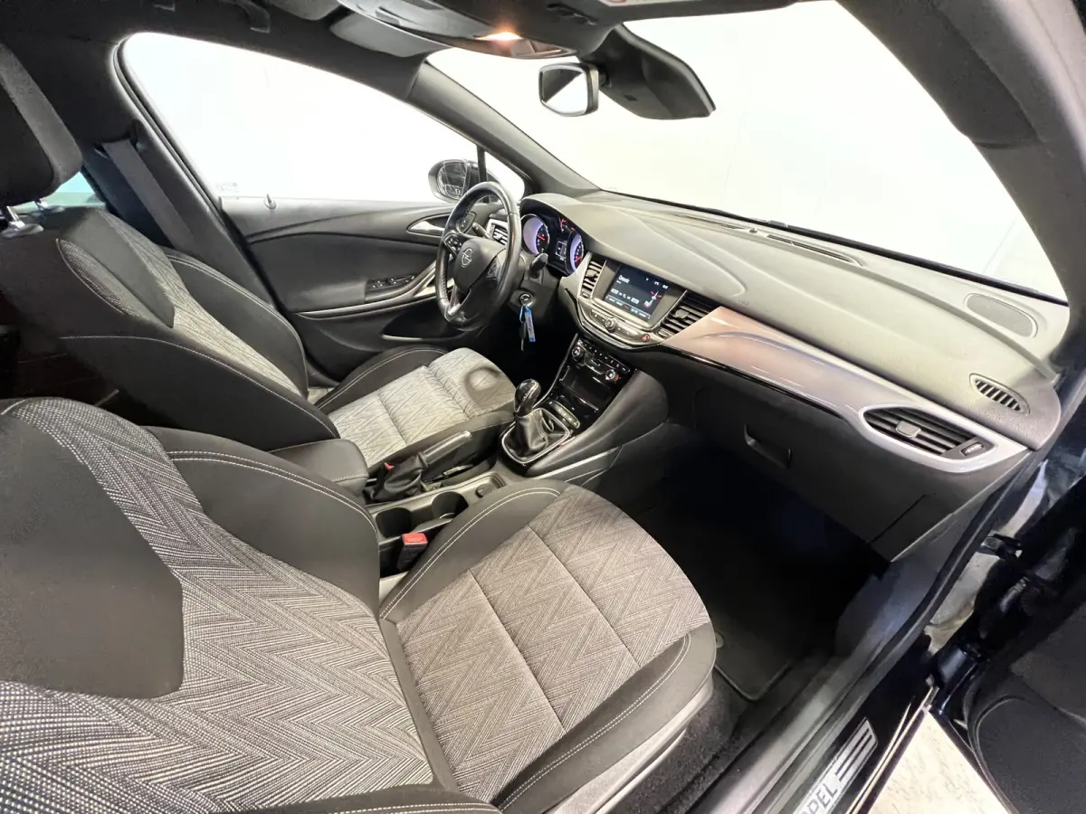 1.2 Edition 2020 | Navigatie/Carplay | AGR comfortstoel bestuurder | Achteruitrijcamera | PDC V+A incl. Park Pilot | Botsing alarm | LMV 16''