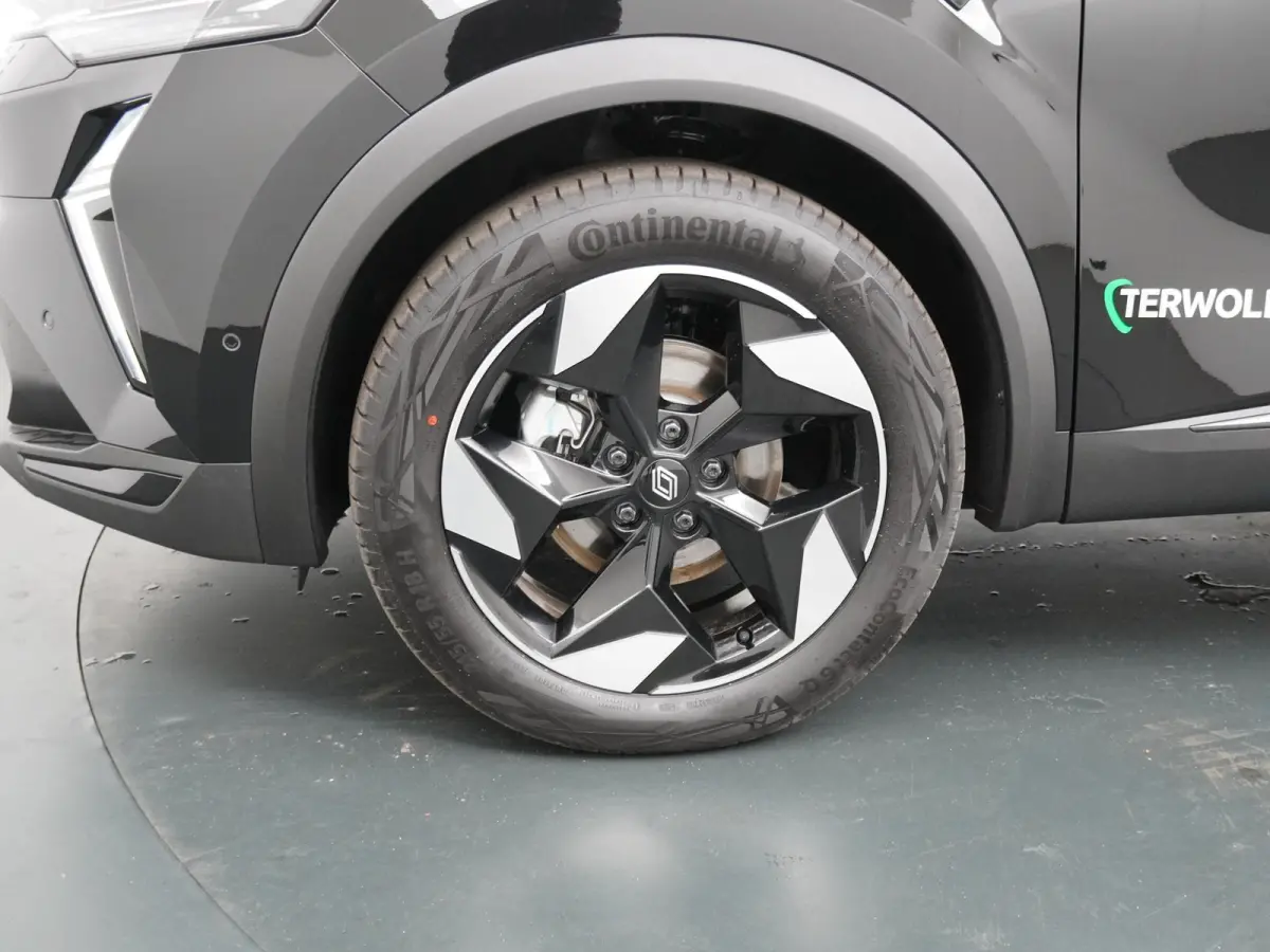 techno full hybrid E-Tech 160 | Adaptieve Cruise Control | Stoel- & Stuurverwarming | Parkeercamera |