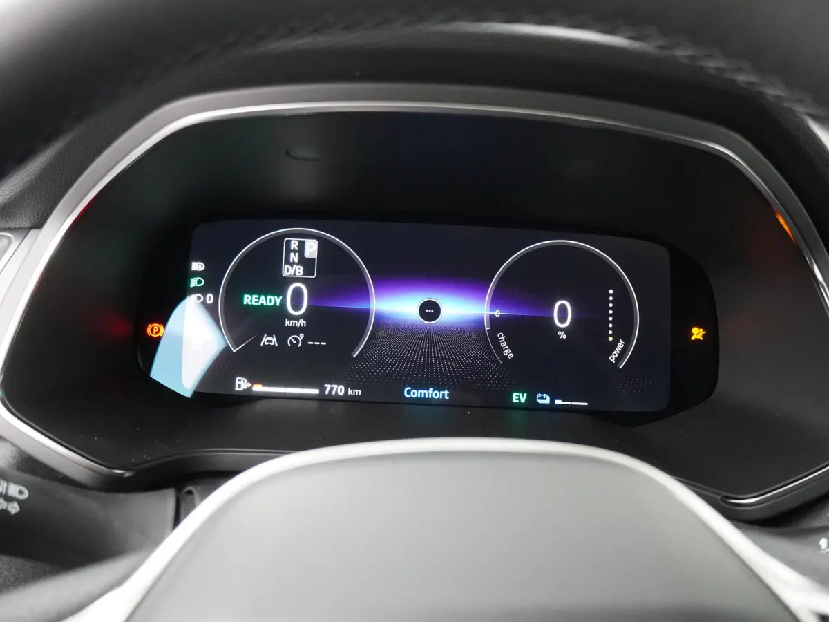 techno full hybrid E-Tech 160 | Adaptieve Cruise Control | Stoel- & Stuurverwarming | Parkeercamera |
