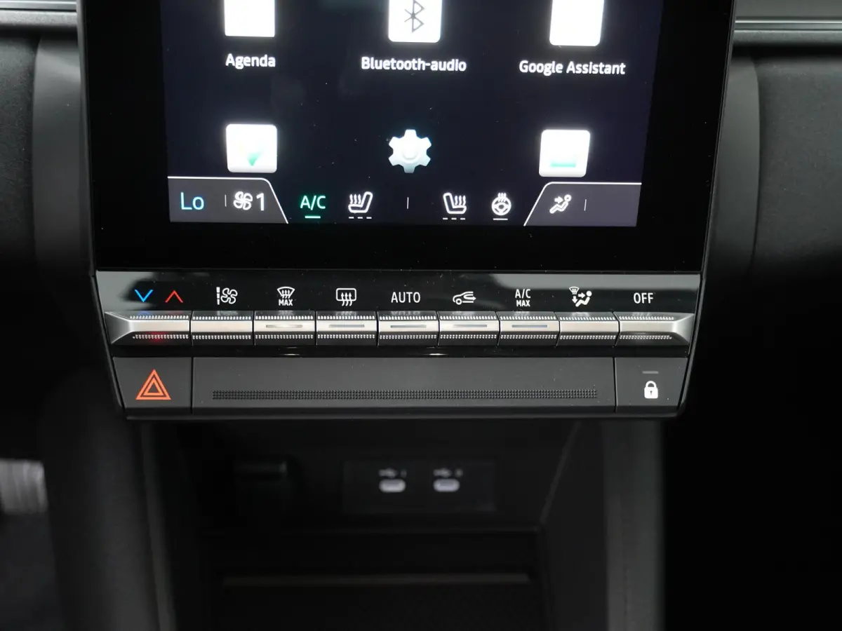 techno full hybrid E-Tech 160 | Adaptieve Cruise Control | Stoel- & Stuurverwarming | Parkeercamera |