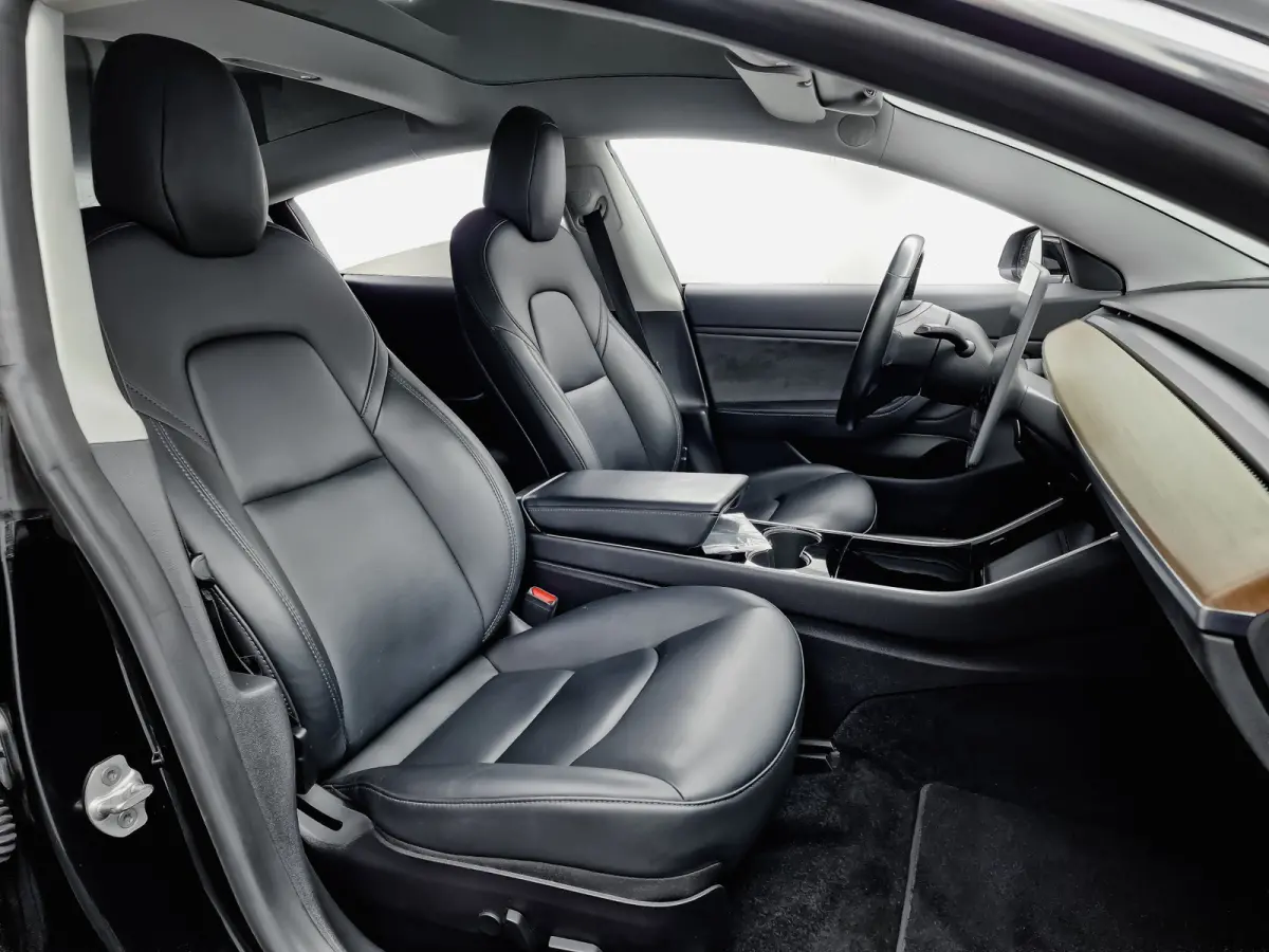 Performance S Dual Motor Aut- SOH 91%, Panoramadak, Autopilot, Comfort Leder, Carbon Parts