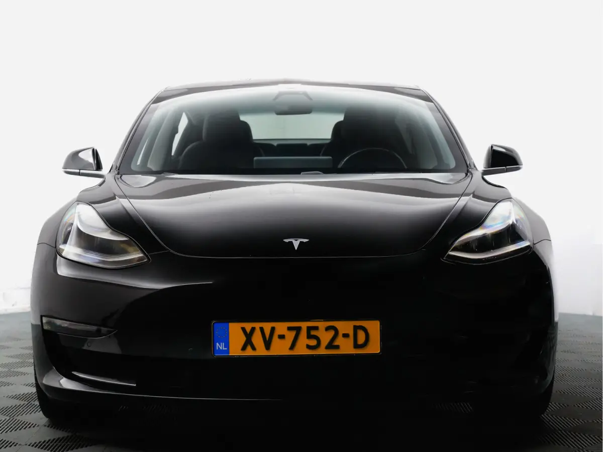 Performance S Dual Motor Aut- SOH 91%, Panoramadak, Autopilot, Comfort Leder, Carbon Parts