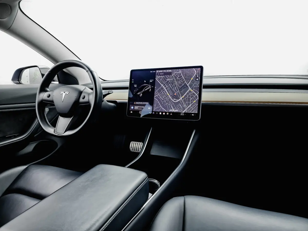 Performance S Dual Motor Aut- SOH 91%, Panoramadak, Autopilot, Comfort Leder, Carbon Parts